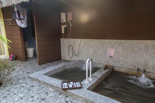 Ruisui Palm Lakes B&B ภายนอก รูปภาพ